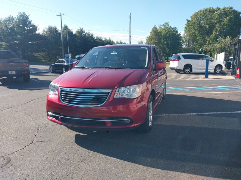 Used 2013 Chrysler Town and Country